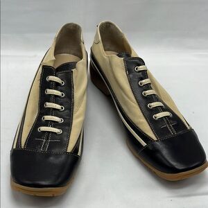 Walter Genuin Tan and Brown Leather Women's Golf Shoes Made in Italy